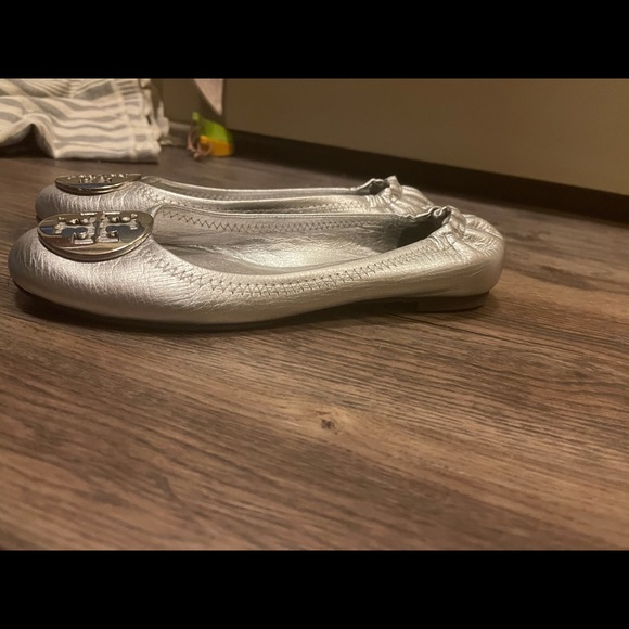 Silver Tory Butch Ballerina Flats - Picture 2 of 3